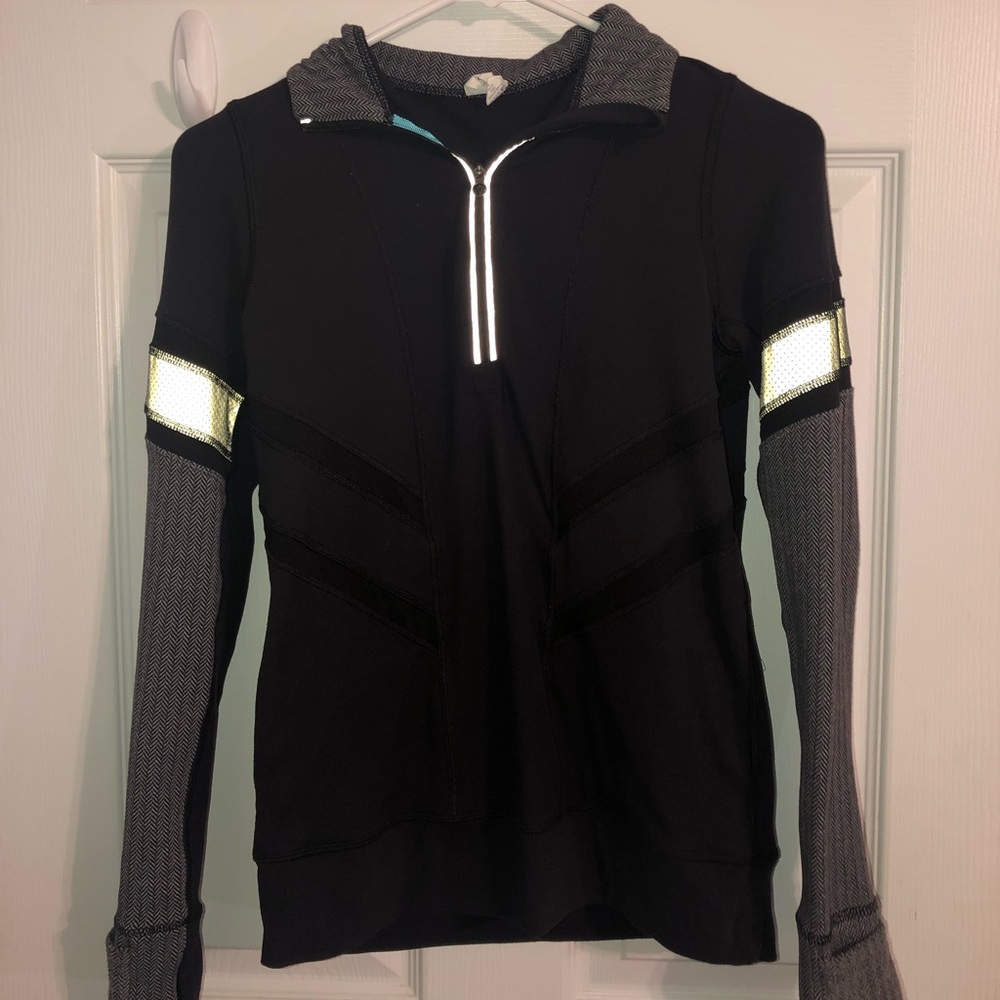 black ivivva quarter zip